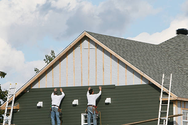 Professional Siding technician working in Millersport, OH